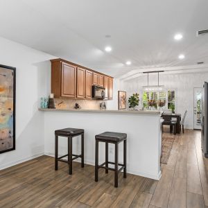 8714-Cotoneaster-INTERIOR-16